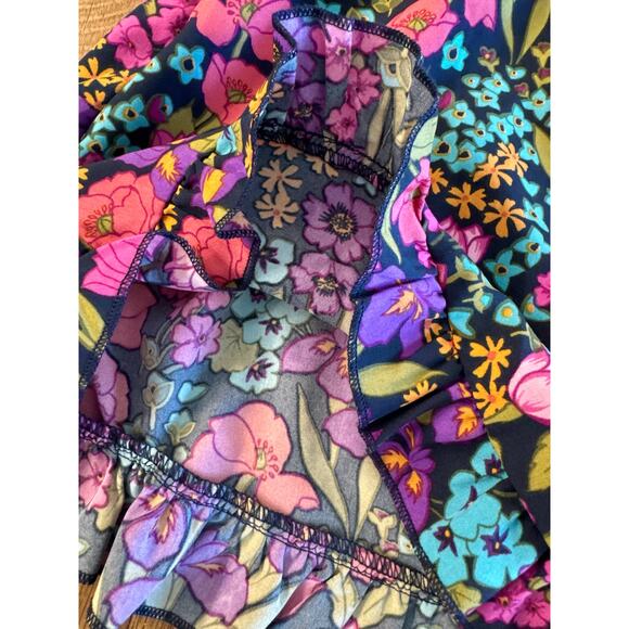 Resort Style Flower Print Romper, Size 2 (XS) - Picture 3 of 10